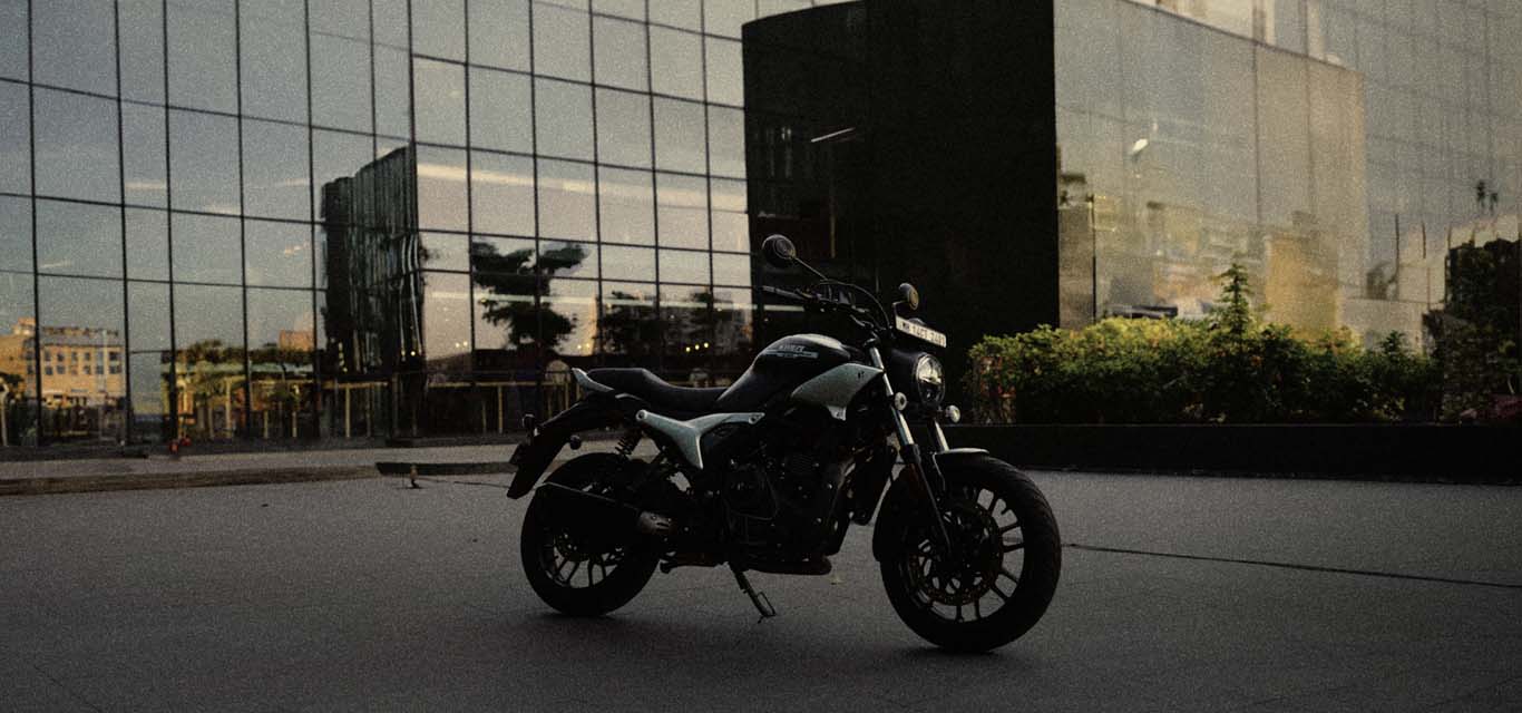 SatkarHero